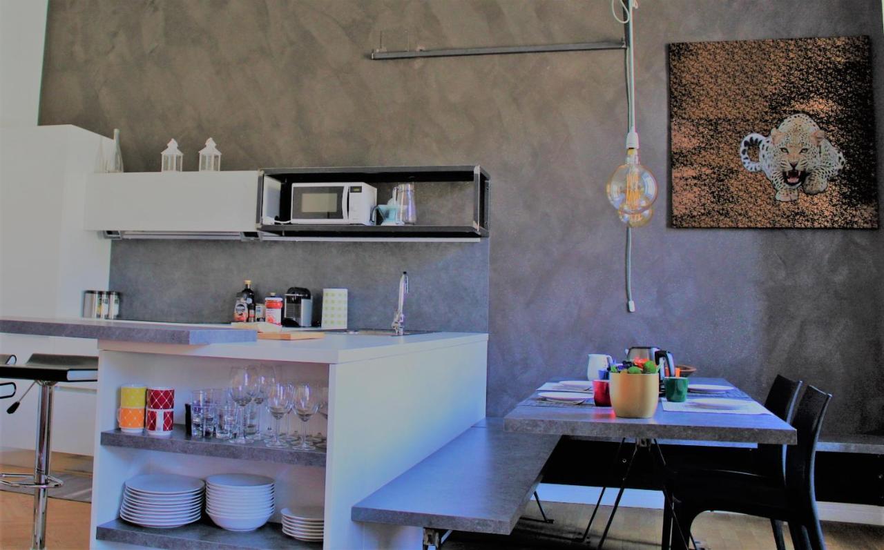 Palazzo Della Torre Elegant Apartment In コモ エクステリア 写真